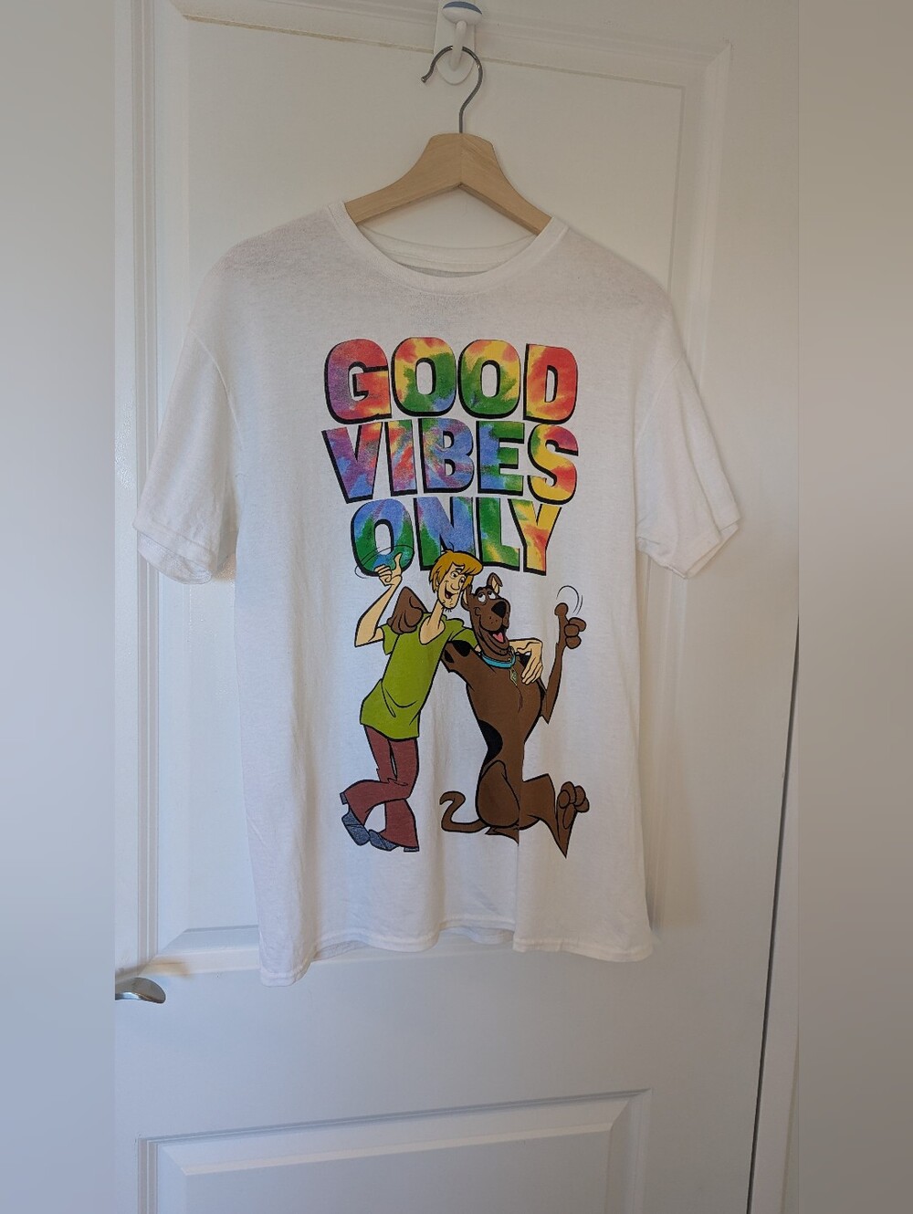 Scooby-Doo "Good Vibes Only" Tie-Dye Graphic T-Shirt Size M